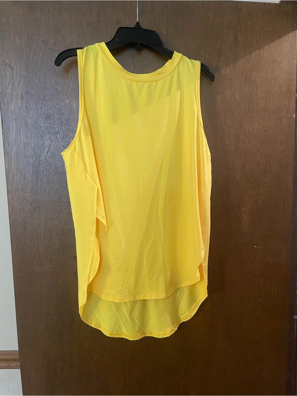 SHEIN Yellow Sleeveless High-Low Tank Top